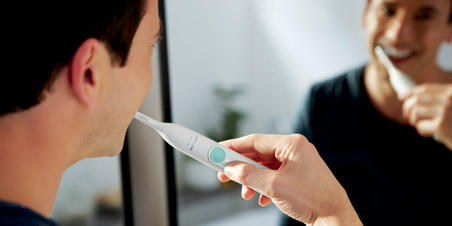 Cum previi problemele de retractie gingivala