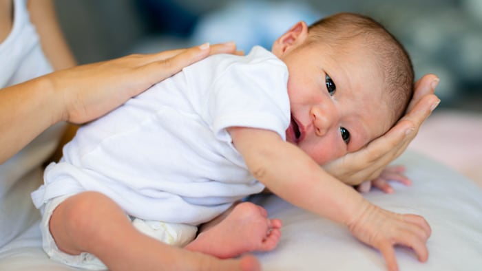 Cum sa scapi de sughitul bebelusului si sa il previi