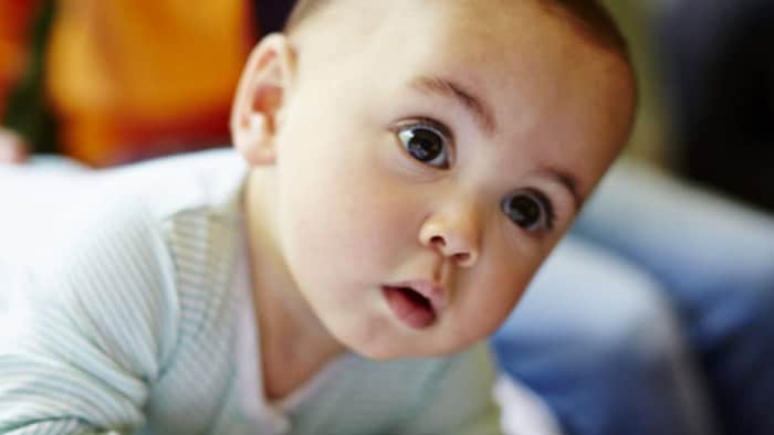 niece after school Human Hranirea bebelusului cu biberonul: sfaturi pentru o alaptare corecta |  Philips