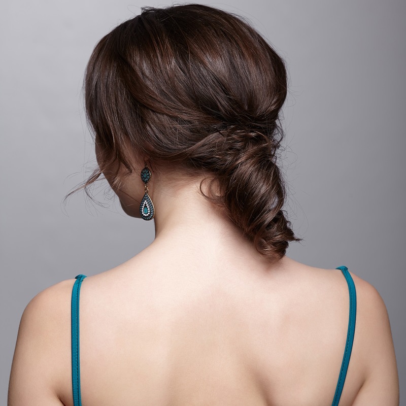 elegant hairstyles on medium hair